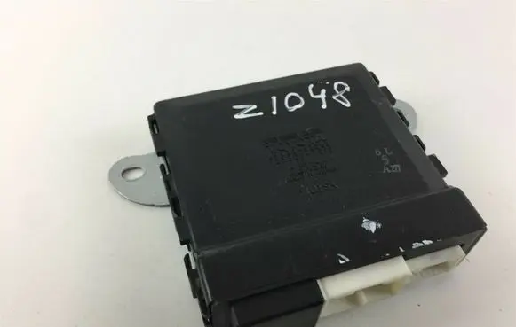 Lexus IS 220D-250-350 Other control units/modules 8943053060 Z1048