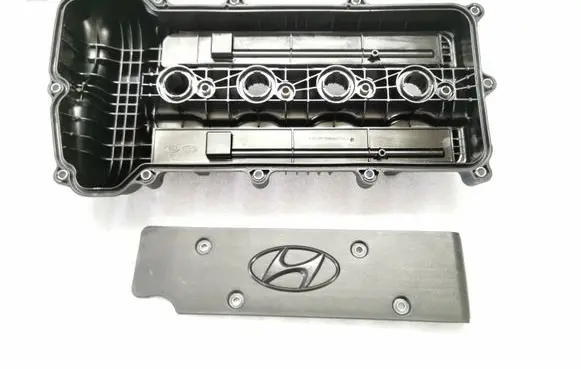 Hyundai i30 Rocker cam cover 224052B000