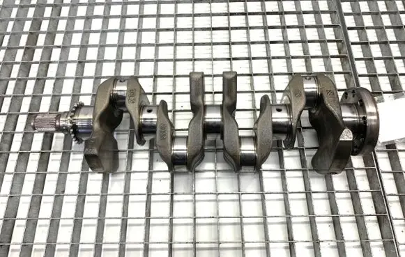 Volvo V40 Crankshaft 31359350