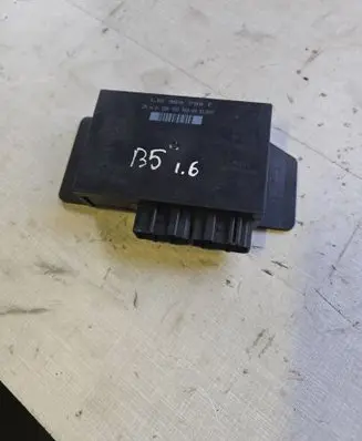 Volkswagen PASSAT B5 Comfort/convenience module 1J0959799F 5DK00795200