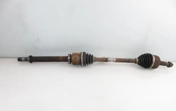 Renault Megane III Front driveshaft 8200725502