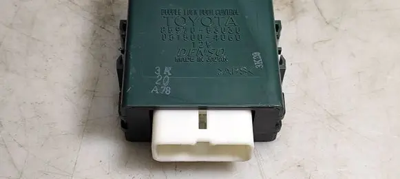 Lexus IS 220D-250-350 Door control unit/module 8597053030 0515004060
