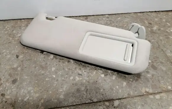 Lexus ES 250 - 300 - 330 Sun visor TW23281010