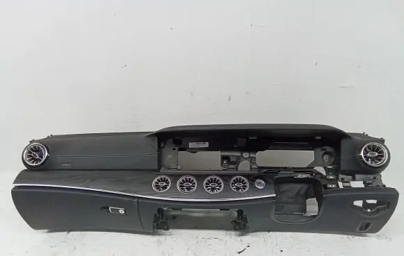 Mercedes-Benz E W238 Dashboard