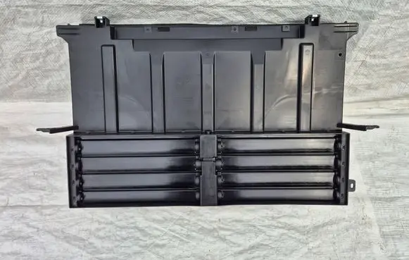 Volvo EX30 Intercooler air guide/duct channel 80005258