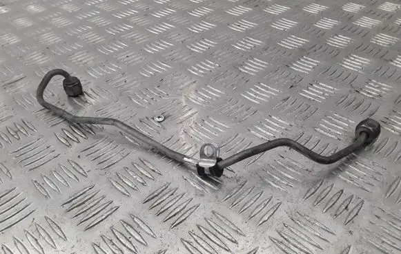 Land Rover Discovery 3 - LR3 Fuel injector supply line/pipe 