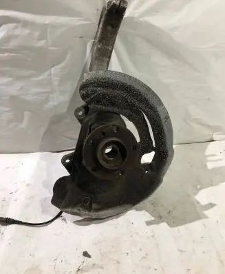 BMW X5 F15 Front wheel hub 6773784 161985106