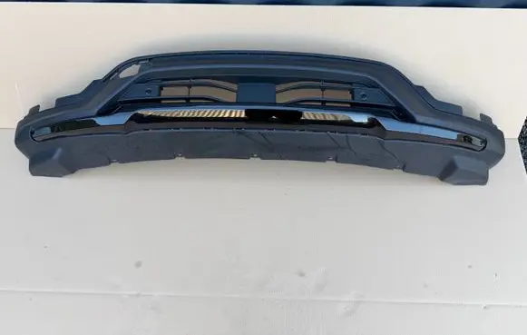 Ford Explorer VI Front bumper LB5B-17F775CBW