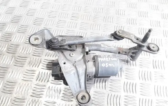 Volkswagen Phaeton Front wiper linkage and motor 3D1955119A 0390241916