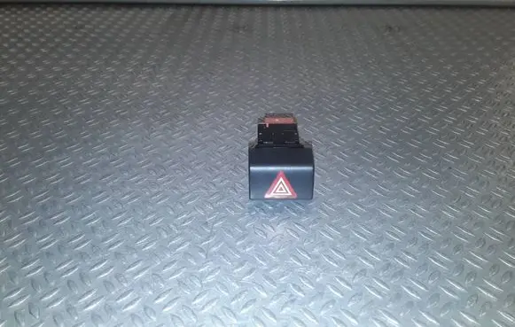 Citroen C4 II Picasso Hazard light switch 96781018ZD