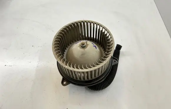 Mazda 626 Heater fan/blower 8940000 B65M037EQ