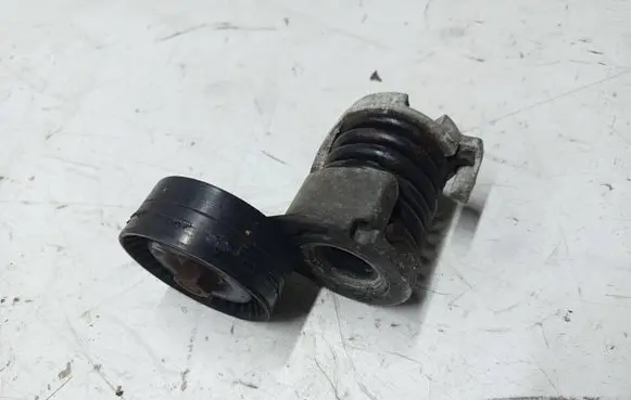 BMW 3 E90 E91 Generator/alternator belt tensioner 7558752