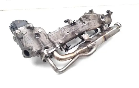Mercedes-Benz E AMG W212 Intake manifold A6420900537