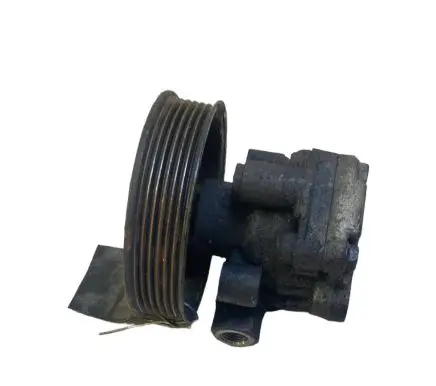 Hyundai Tucson JM Power steering pump 571002E300 7930F085