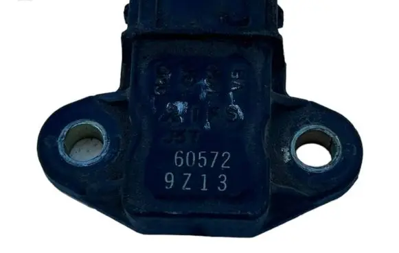 Mitsubishi Pajero Ignition amplifier control unit J5T60572A