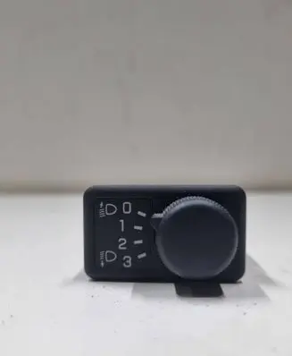 Nissan Primera Headlight level height control switch 36997B E32800