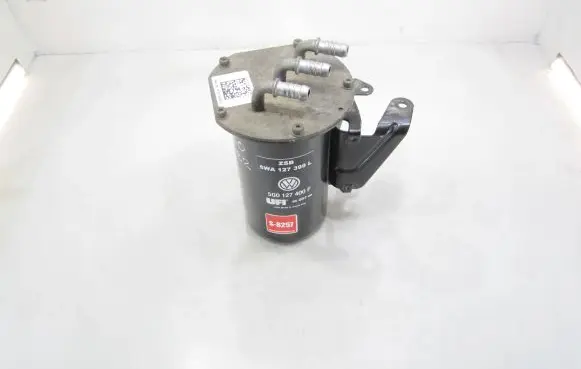 Volkswagen Caddy Fuel filter housing 5Q0127400F 5WA127399L 5529700