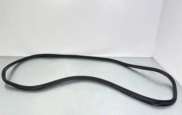 Jaguar F-Pace Trunk rubber seal (body) 