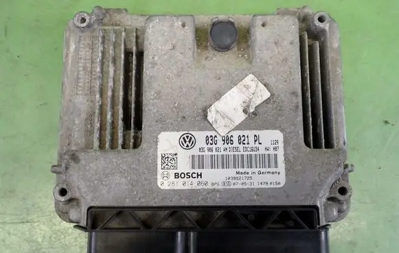 Volkswagen Golf V Engine control unit/module ECU