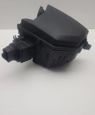 Volvo V70 Air filter box 30748207