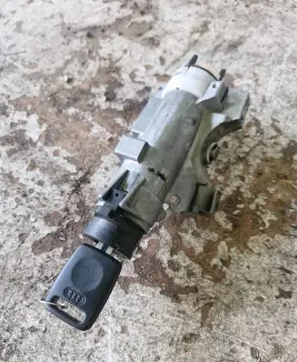 Audi A3 S3 8L Ignition lock