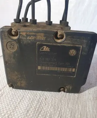 Audi A3 S3 8L ABS Pump 1J0614117A