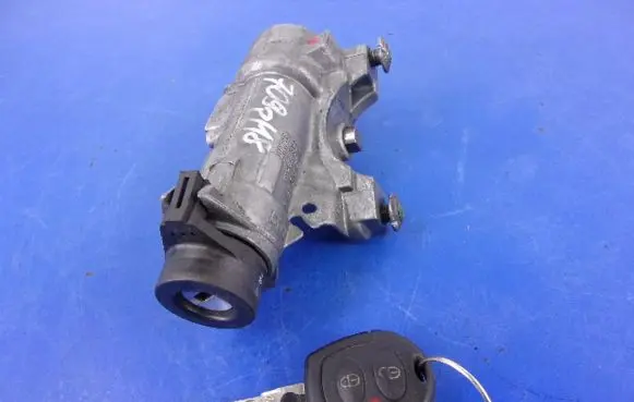 Skoda Fabia Mk1 (6Y) Ignition lock 4B0905851C