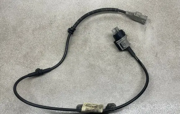 Opel Insignia A Front ABS sensor wiring 13356790