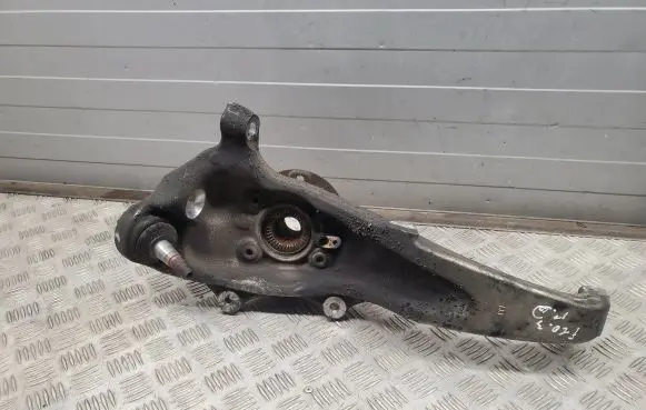 BMW 5 F10 F11 Front wheel hub 6777752 3121677775205 31216777752