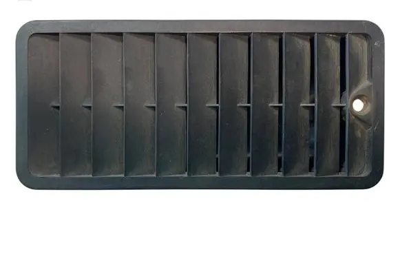 Mercedes-Benz 207 310 Quarter panel pressure vent 6018300018