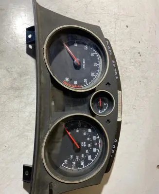 Opel Zafira B Speedometer (instrument cluster) 13225990