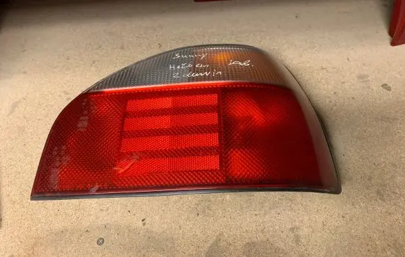 Nissan Sunny Rear/tail lights 4607