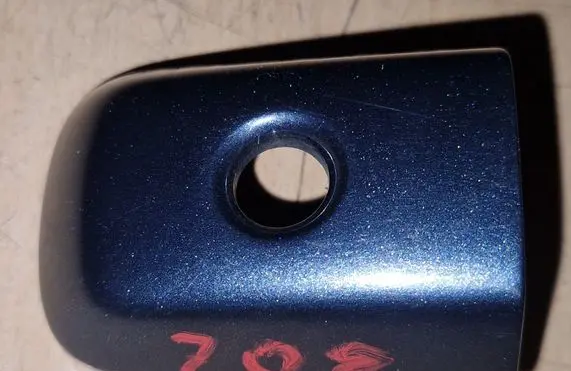 Volvo V70 Front door handle cover 30663672
