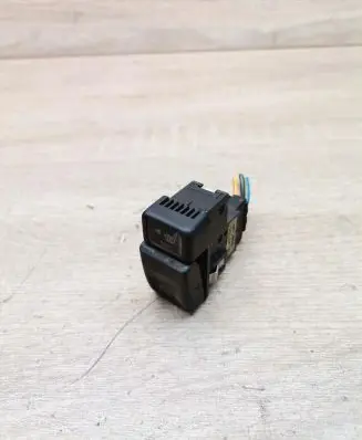 Volvo 850 Seat heating switch 9148765
