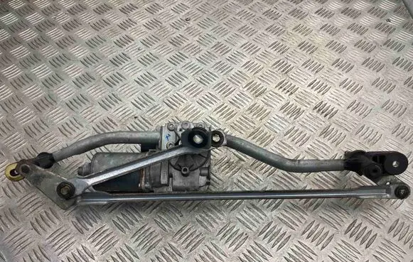 Audi A5 8T 8F Front wiper linkage and motor 8T2955119B