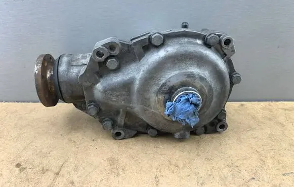 BMW 3 E90 E91 Front differential 7533976 31507533976 7533977