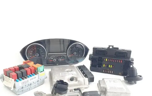 Fiat Ducato Engine ECU kit and lock set 55261982 1384105080 93977D219