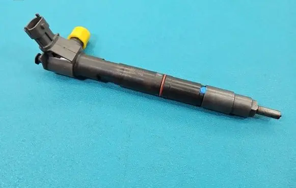 Opel Astra K Fuel injector 55490361 IMPRK1504076
