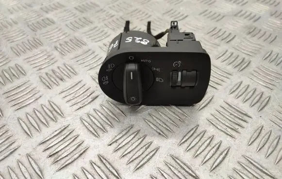 Audi A1 Light switch 8X1941531AH