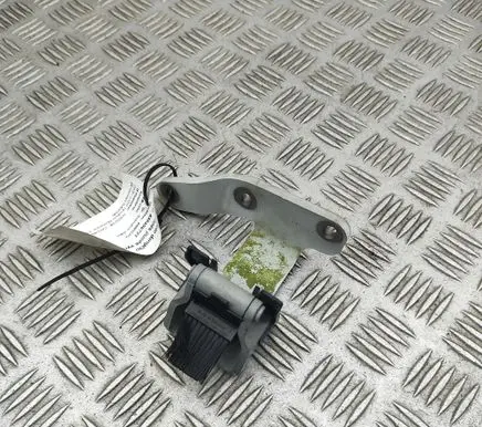 Porsche Cayenne (92A) Tailgate/trunk/boot hinge 7P5827302D