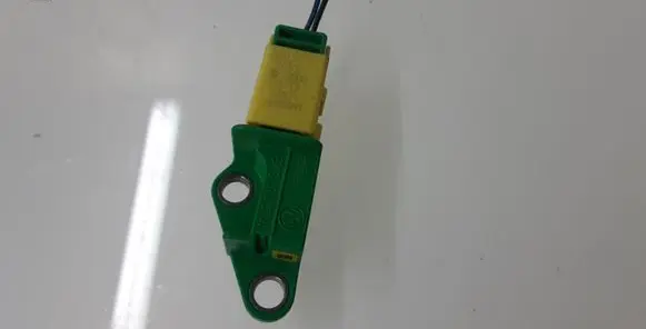 Audi Q5 SQ5 Airbag deployment crash/impact sensor 8K0973323S