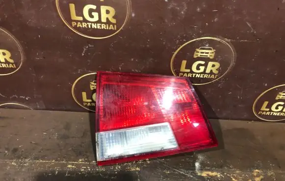 Opel Vectra C Tailgate rear/tail lights 24469463