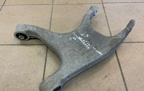 Audi A4 S4 B8 8K Rear upper control arm/wishbone 8K0505311J