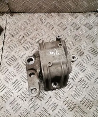 Volkswagen PASSAT B6 Engine mount bracket 1k0199262