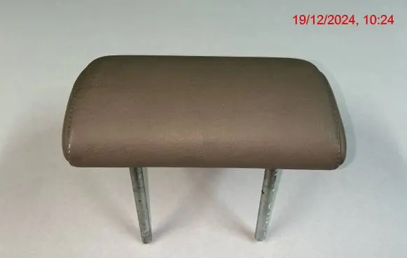 Toyota Avensis T250 Rear seat headrest 