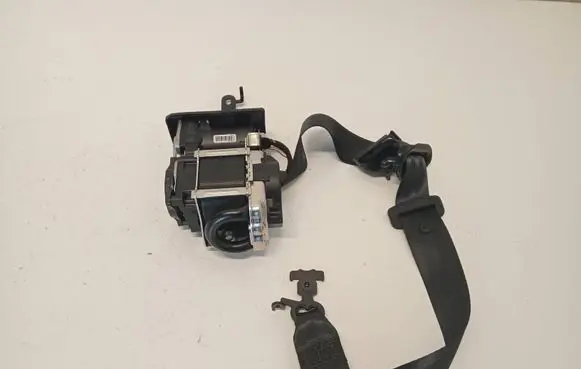 Volvo XC60 Front seatbelt 0589P10021 012R0000 635091000F