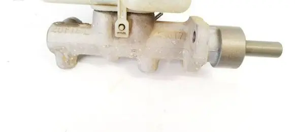 Skoda Fabia Mk1 (6Y) Master brake cylinder 