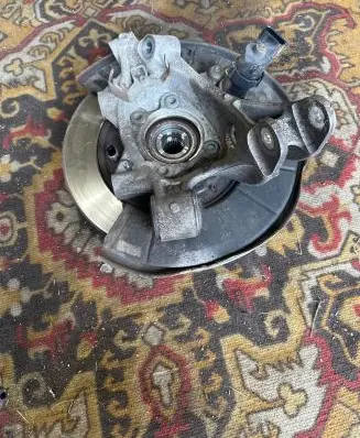 Porsche Cayenne (92A) Rear wheel hub spindle/knuckle 000002310200