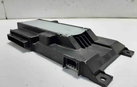 Audi A4 S4 B9 8W Sound amplifier 8W0035223 8W0035223B