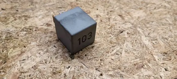 Volkswagen New Beetle Other relay 357911253